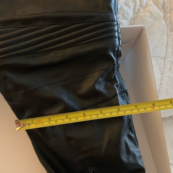 Thigh high boots - Picture 8 of 8